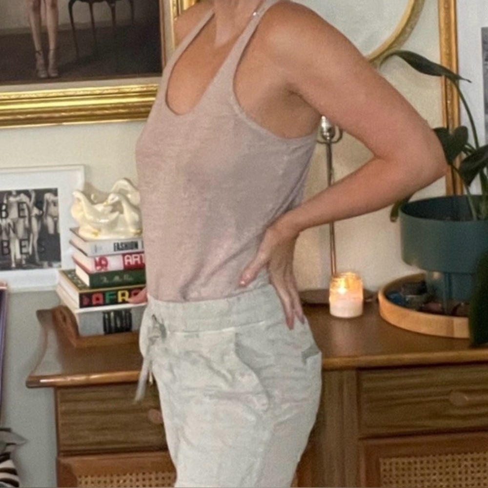 Halogen Women's beige tan Sleeveless Top tank Medium cotton